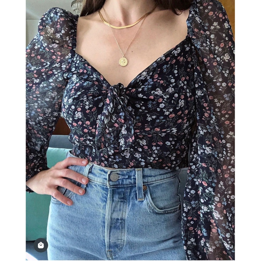 Fanco ditsy floral cropped blouse